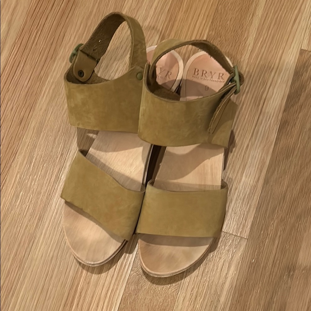 Bryr Tan Mules and Clogs with Platform Sole
